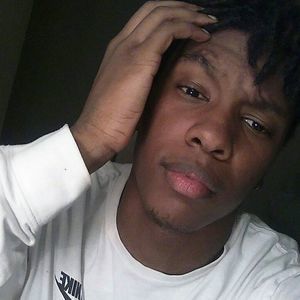 Meet your Posher, Theo